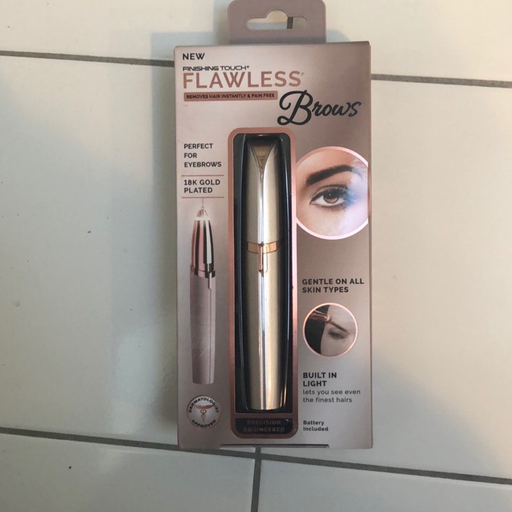 Finishing Touch Flawless Brows NWT host pick